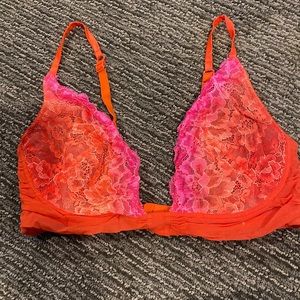 Lot of 2 Free People bras size 34DD